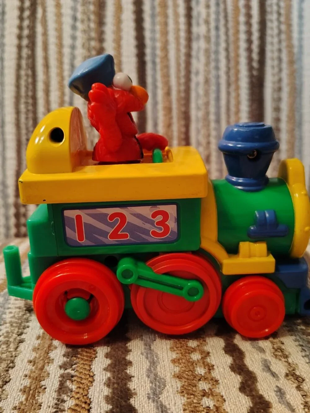 Sesame Street Elmo Junction ABC 123 Train Engine And Car With Sound 2013